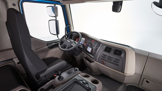 DAF introduces New LF